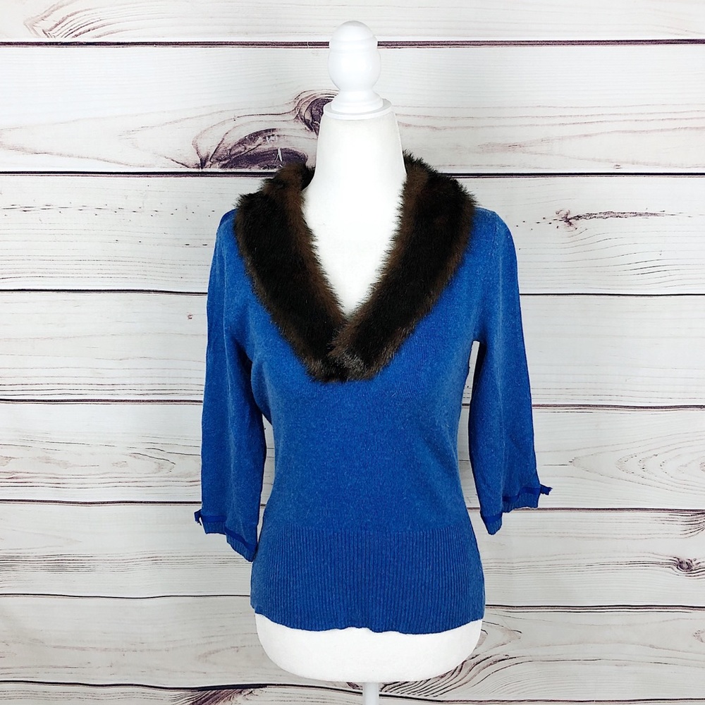 URCHIN Royal Blue Cashmere Faux Fur Collar Sweater